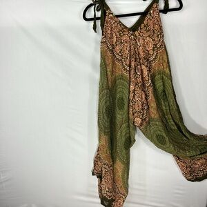 One size beach baggy romper.